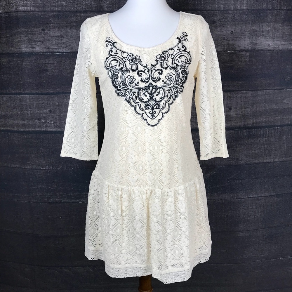 Flying Tomato 3/4 Sleeve‎ Lace Dress Size M